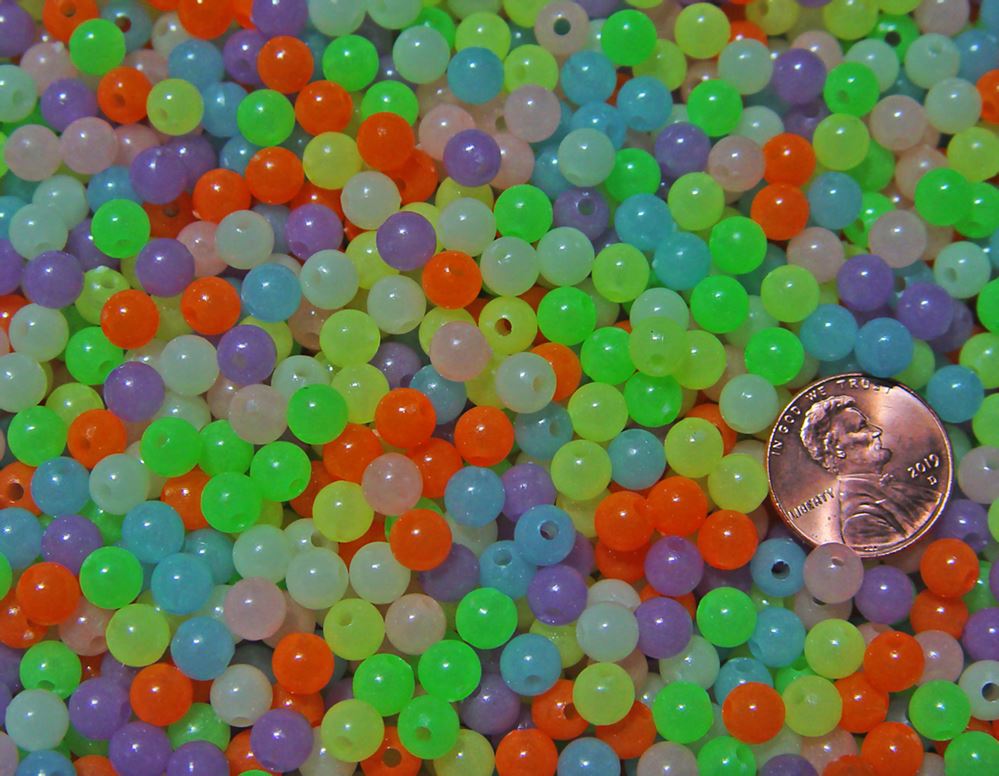 Multi Colors Glow in The Dark 6mm Round Plastic Beads