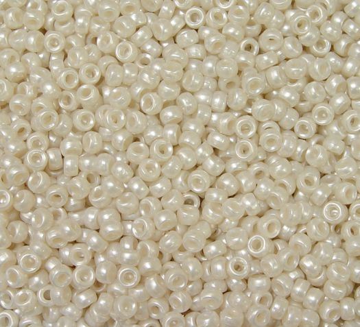 6.5x4mm Bridal Pearl Mini Pony Beads