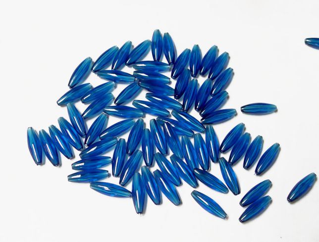 Dark Sapphire Spaghetti Craft Beads 200pc