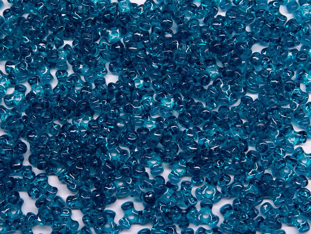 Transparent Teal Tri Beads 500pc