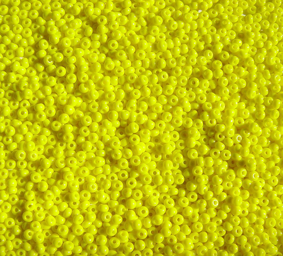 11/0 CZECH OPAQUE YELLOW 24GM/TB