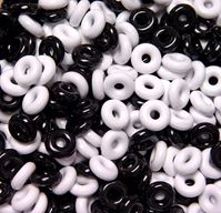 14mm Rings Black and White Mix 100pc plastic,rings,toys,birds